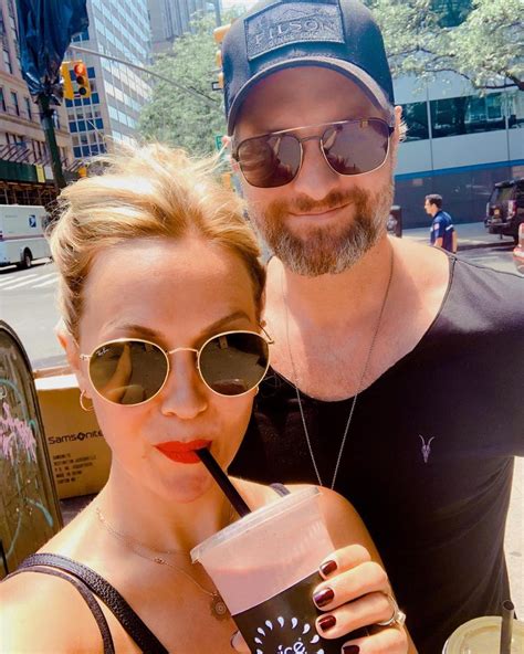 Emilie Ullerup And Husband Kyle Cassie Married。